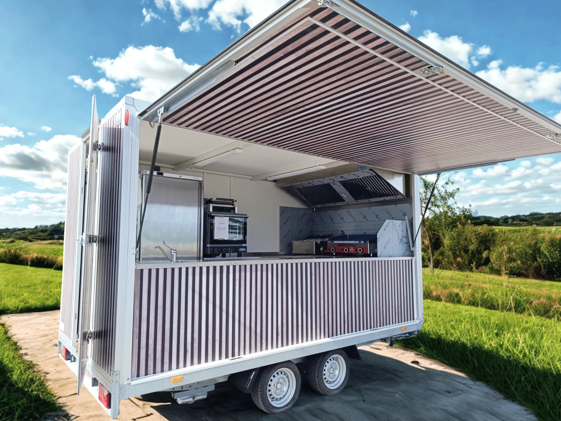 remorque foodtruck hotel restaurant novakiosk